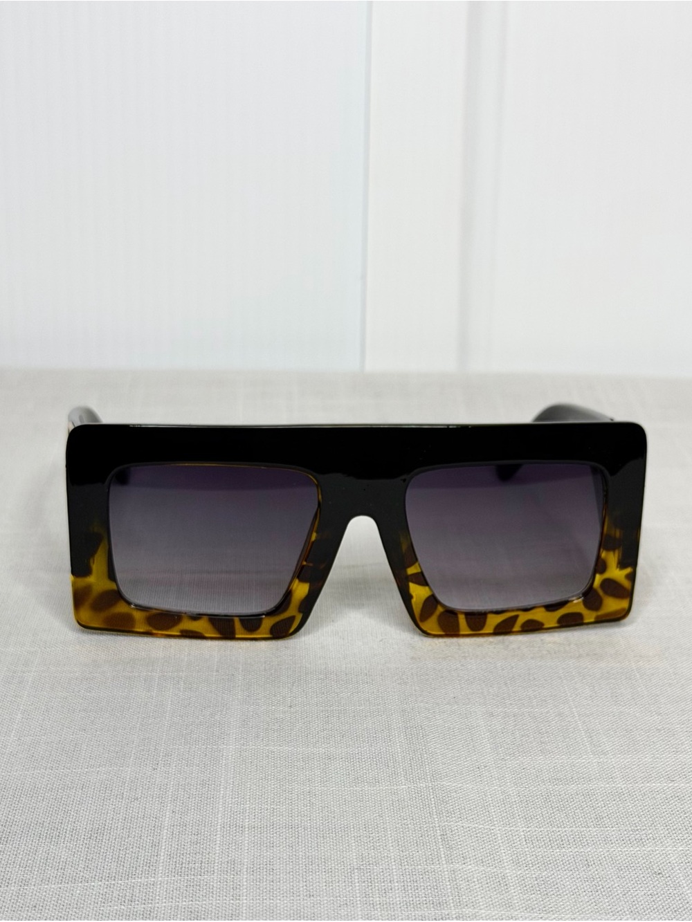 Oversized Square Tortoiseshell Sunglasses Brown Gradient Lens Chic Frame